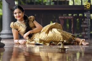 nandana-varma-photos-121-01528