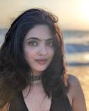 nandana-varma-in-outing-outfit-ideas-photos-016