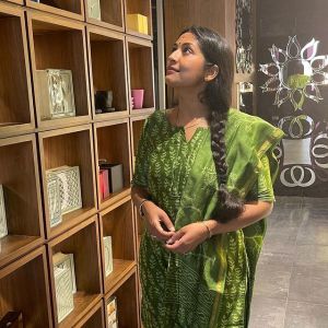 1_navya-nair-latest-pictures-005