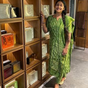 1_navya-nair-latest-pictures-006