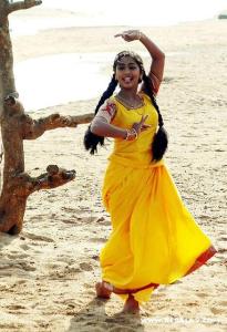 447navya_nair_pics_11-002