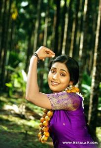 5200navya_nair_photos_00