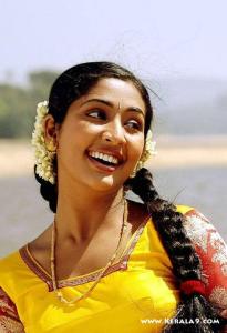 6640navya_nair_pictures_22-001