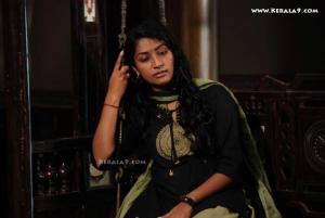 6761navya_nair_photos_00-001