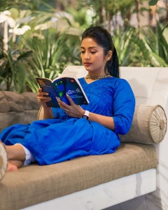 navya-nair-anti-aging-look-images-001