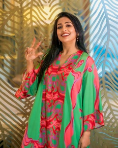 navya-nair-anti-aging-look-images-004