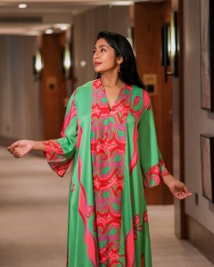 navya-nair-anti-aging-look-images-008