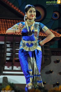 navya-nair-dance-photos-00368