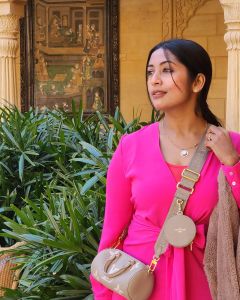 navya-nair-in-modern-style-photos