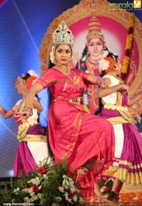 navya-nair-latest-images-500-00264