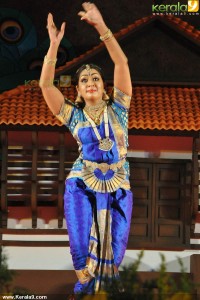 navya-nair-latest-pics-0255