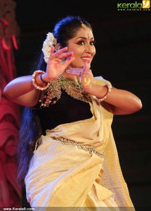 navya-nair-latest-pics-gallery-800-0020