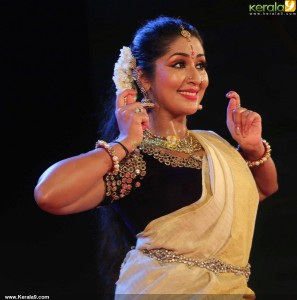 navya-nair-latest-pics-gallery-800-00346