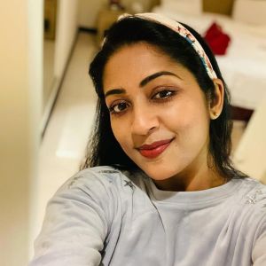 navya-nair-latest-pictures-006