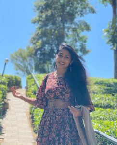 navya-nair-latest-pictures-in-saree-010