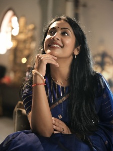 navya-nair-new-photos-003