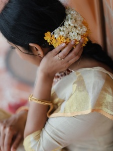 navya-nair-new-photos-005