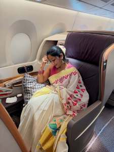 navya-nair-new-photos-009