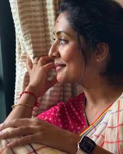 navya-nair-photoshoot-latest-002