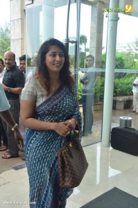 navya-nair-stills-669-00170