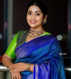 navya-nair-latest-pictures-in-saree-002