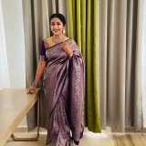 navya-nair-latest-pictures-in-saree-009