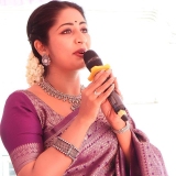 navya-nair-latest-pictures-in-saree-016