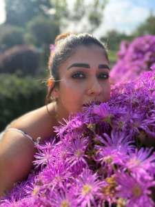 nayanthara-in-dot-print-frock-photos-007