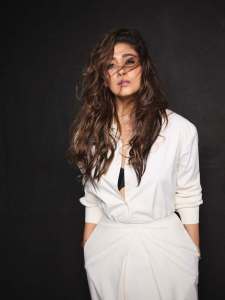 nayanthara-in-full-white-net-gown-outfit-styling-ideas-photos-002