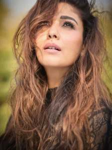 nayanthara-in-full-white-net-gown-outfit-styling-ideas-photos-004
