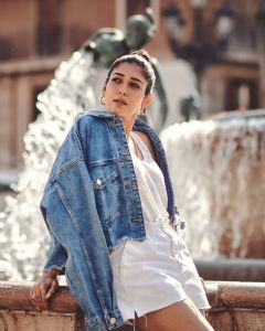 nayanthara-in-jeans-dress-photos-001