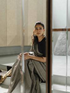 nayanthara-look-in-saree-001
