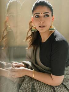 nayanthara-look-in-saree