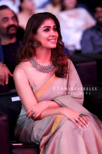 nayanthara-vijay-awards-2018-photos-379
