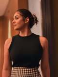 nayanthara-in-checks-printed-skirt-with-crop-top-photos-003