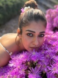 nayanthara-in-dot-print-frock-photos-006