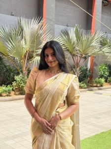 nayanthara-chakravarthy-in-kerala-saree-with-traditional-blouse-look-photos-007
