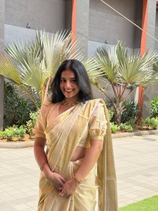 nayanthara-chakravarthy-in-kerala-saree-with-traditional-blouse-look-photos-008