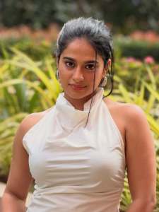 nayanthara-chakravarthy-latest-images-and-dressing-style