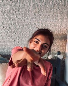 1_nazriya-photos-new-003