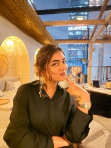 nazriya-nazim-cute-expression-photo-001