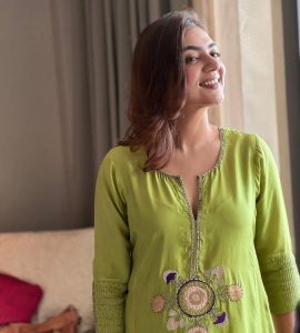 nazriya-nazim-in-green-co-ord-set-photos