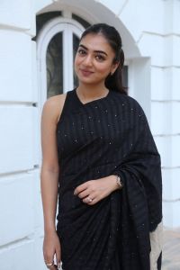 nazriya-nazim-latest-photos-in-black-colour-saree-010