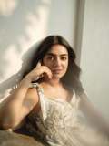 nazriya-fahad-in-white-printed-short-frock-latest-photos-004