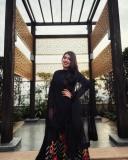 nazriya-fahad-in-black-dress