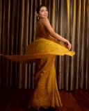 nazriya-fahad-new-photos-in-yellow-saree-photos-002
