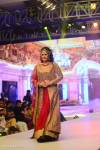 neha-saxena-latest-images-008-00146