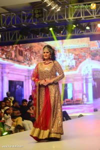 neha-saxena-latest-images-008-00228
