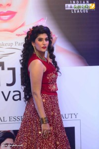 neha-saxena-latest-stills-009-00371