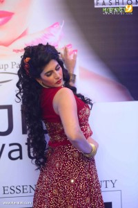 neha-saxena-latest-stills-009-0079